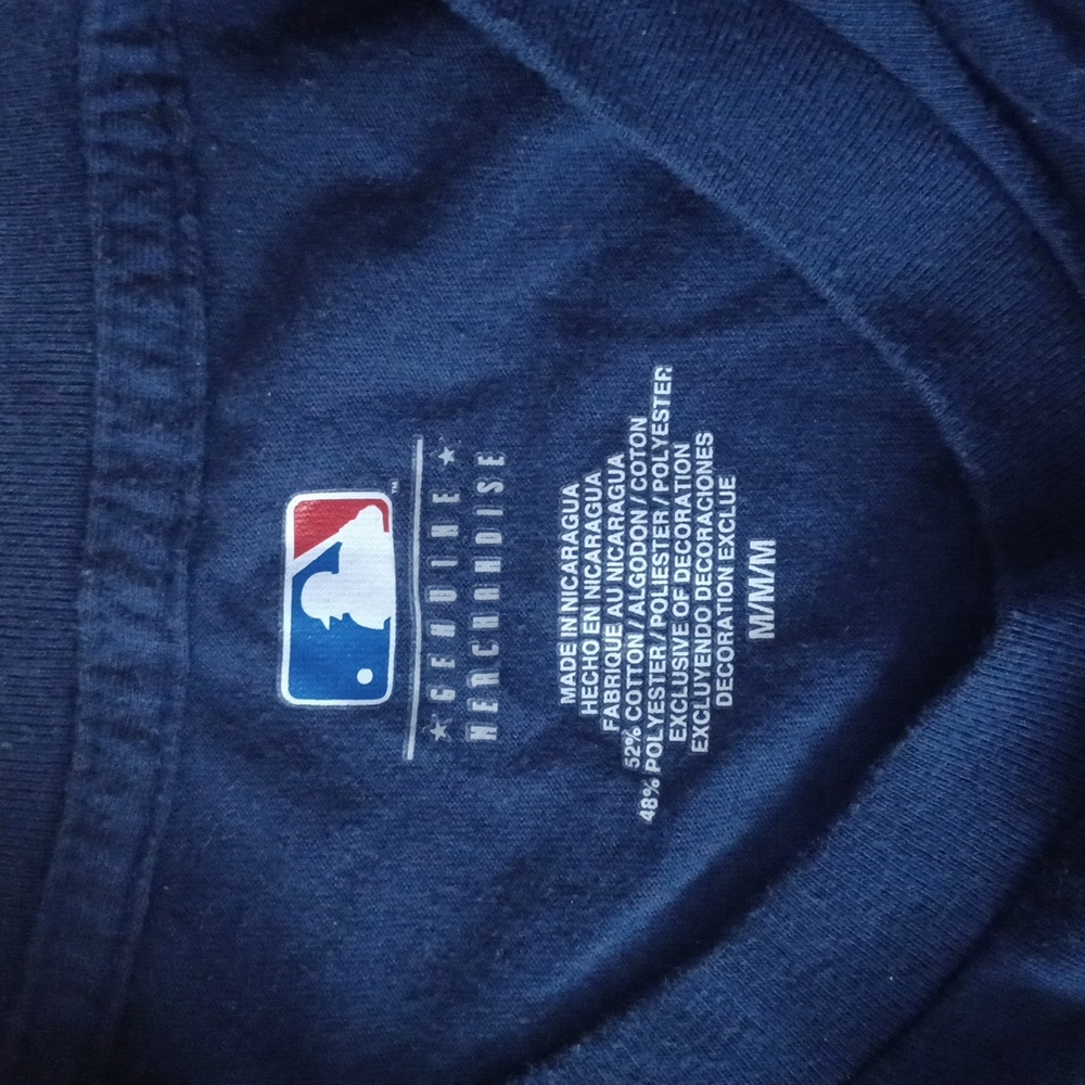 Cleveland Indians T-shirt - Picture 3 of 3